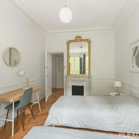 Flexliving - Whole Flat - Alesia Apartment *