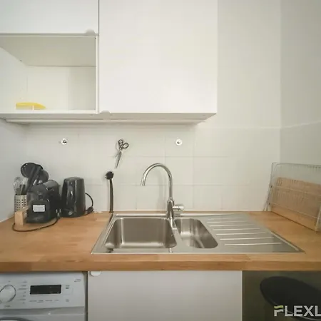 Spacious 3-bedroom In 14 - Alesia Apartment Paris