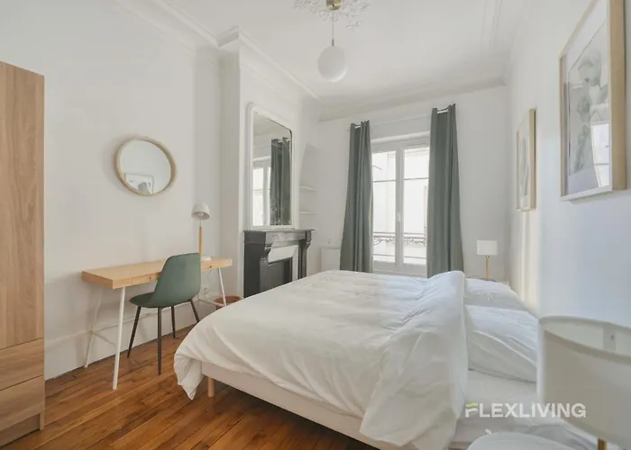 Spacious 3-bedroom In 14 - Alesia Appartement *