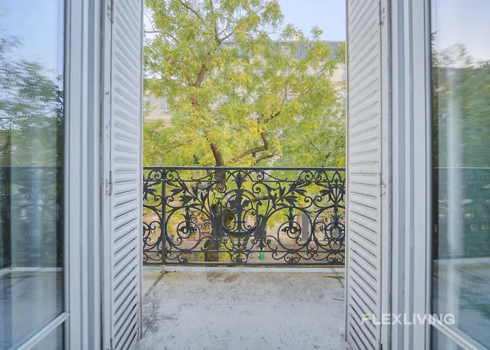 Spacious 3-bedroom In 14 - Alesia Appartement